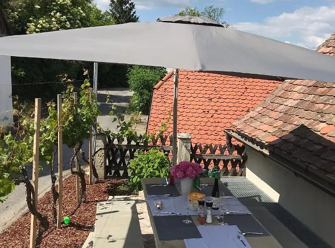 Weinkellerurlaub Roeschitz Vakantiehuis Roggendorf