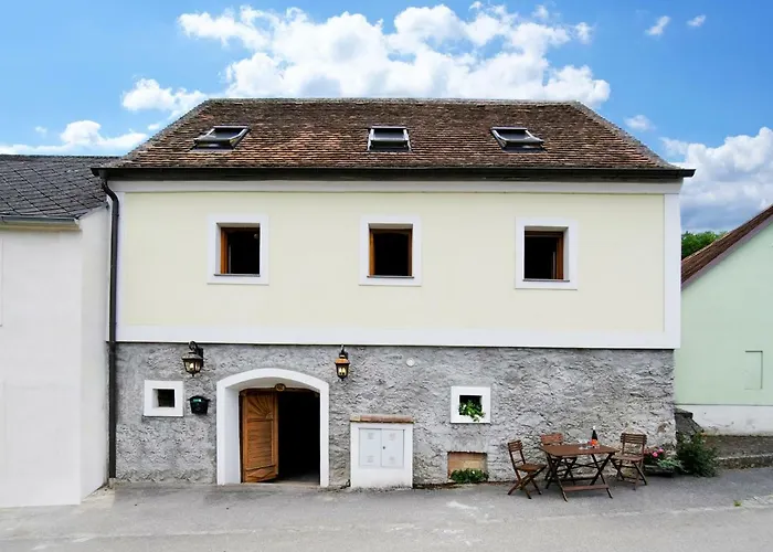 Weinkellerurlaub Roeschitz * Roggendorf