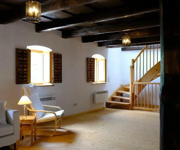 Weinkellerurlaub Roeschitz Vakantiehuis *